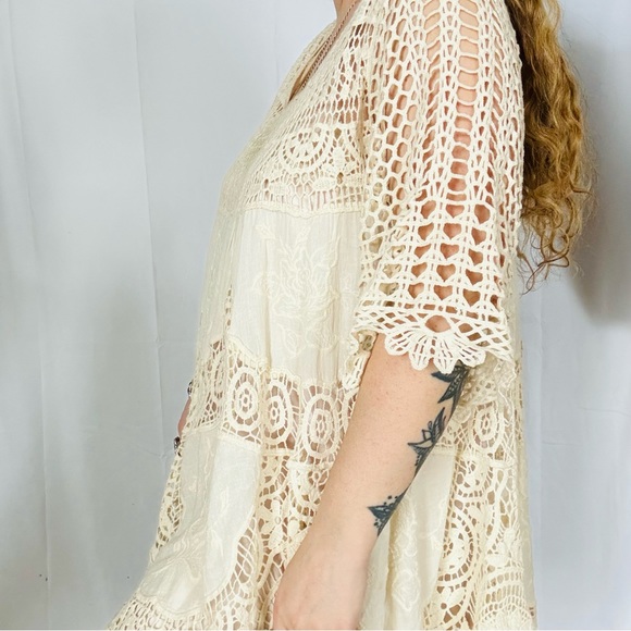 Origami • Crocheted Mini Dress - Picture 3 of 6